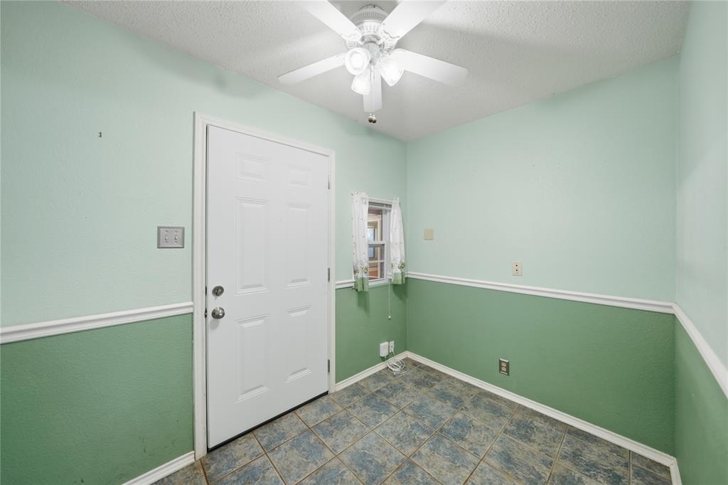 1129 W Hills Terrace