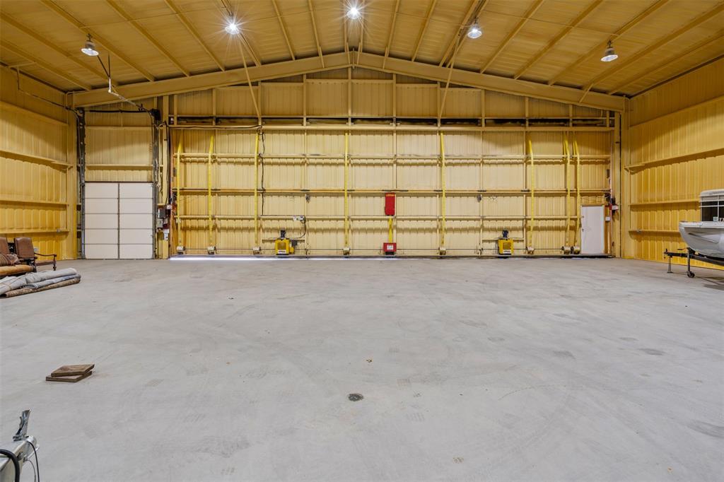 Graham Airport - Commercial Sale