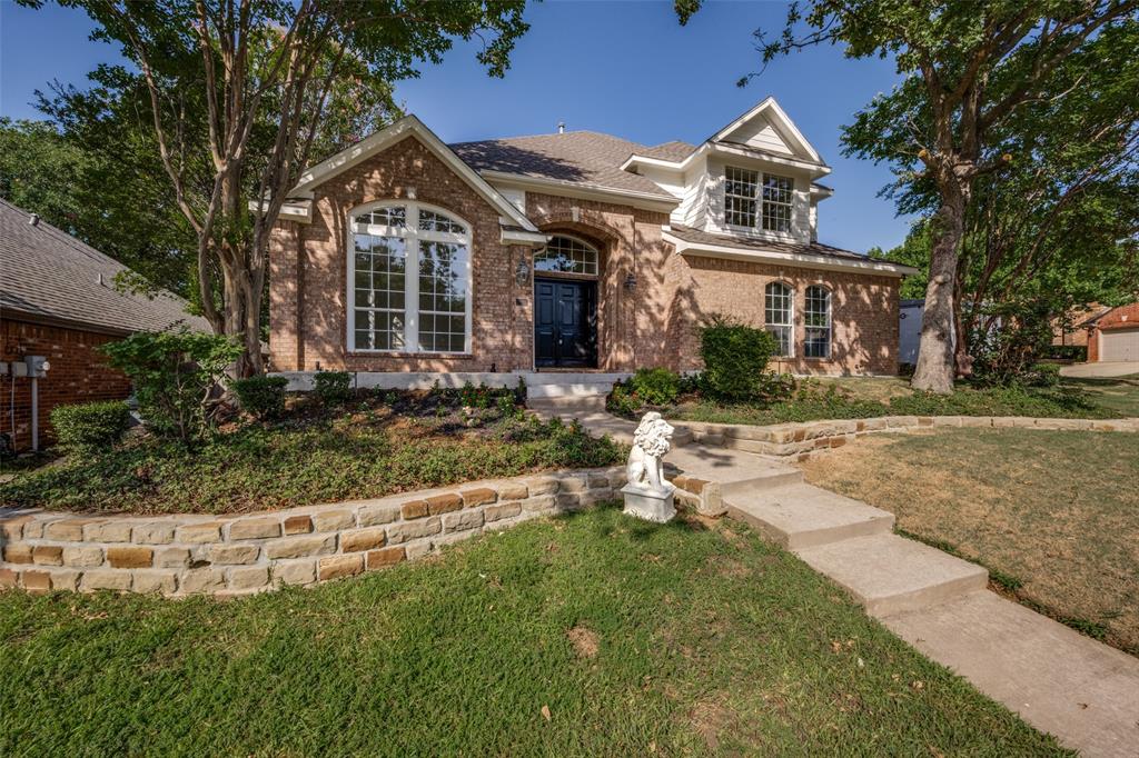 1501 Shadow Crest Drive