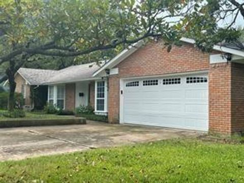 5728 Rockhill Road Fort Worth TX 76112