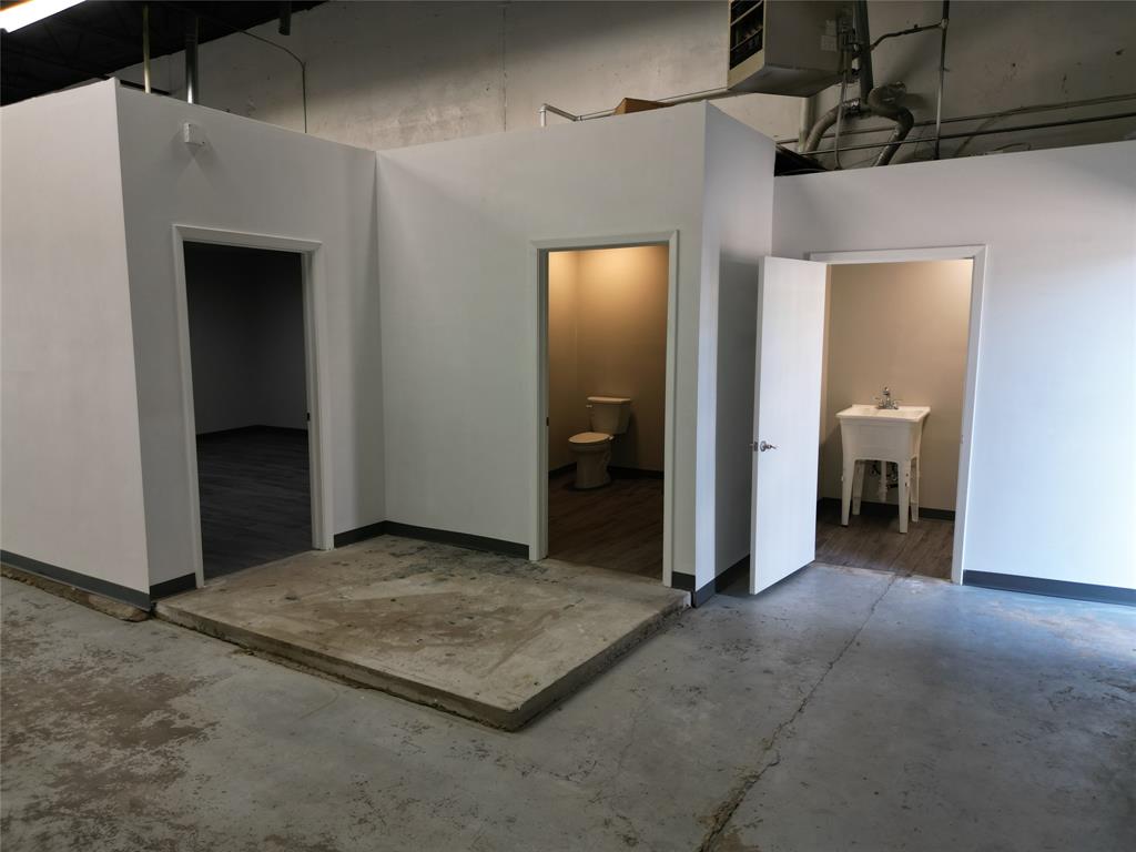 Ryan South John C Add - Commercial Lease