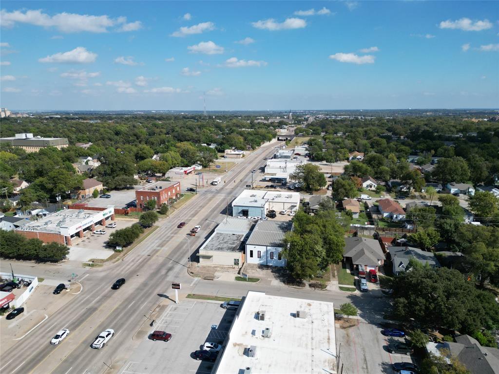 Ryan South John C Add - Commercial Lease