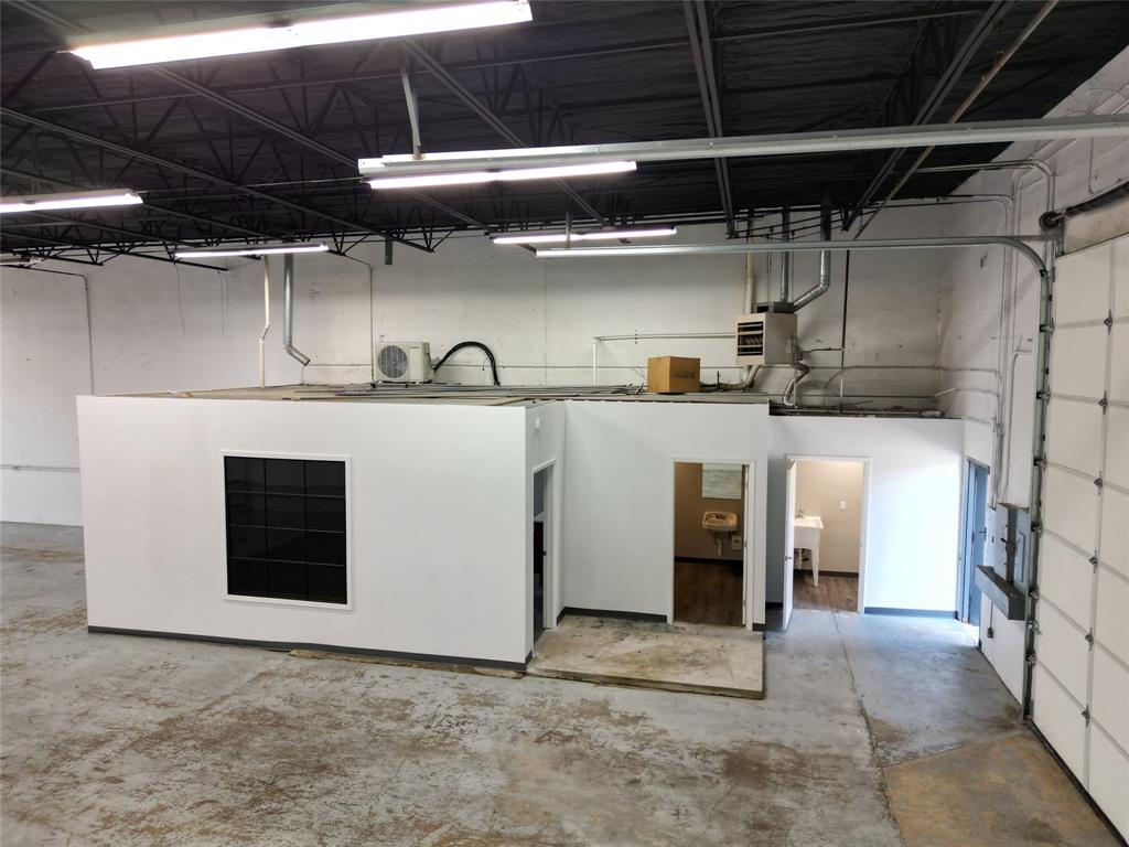 Ryan South John C Add - Commercial Lease