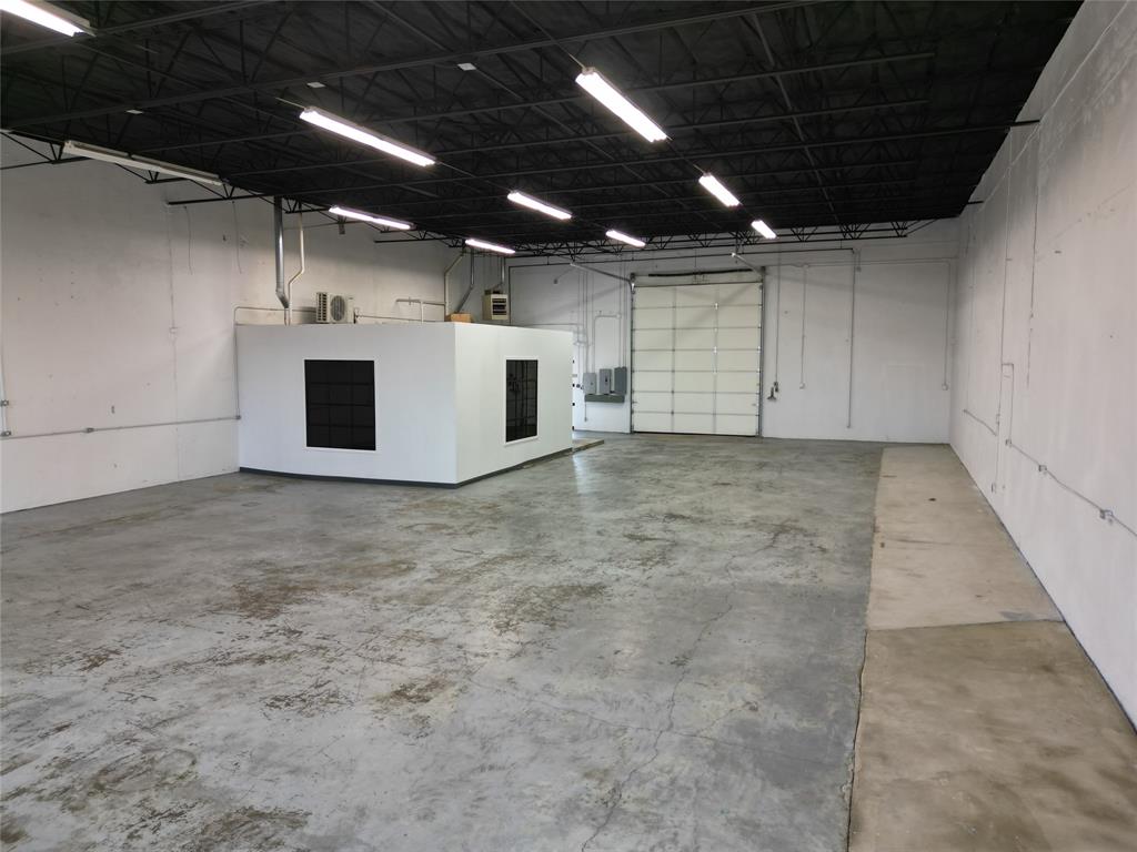 Ryan South John C Add - Commercial Lease