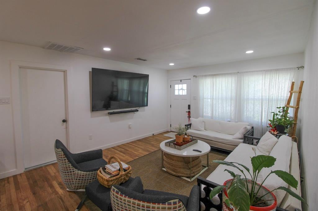 3119 Eisenhower Drive
