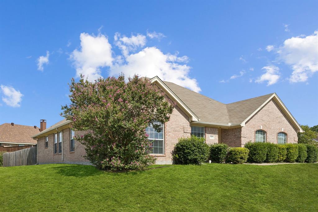 2109 Valley Drive