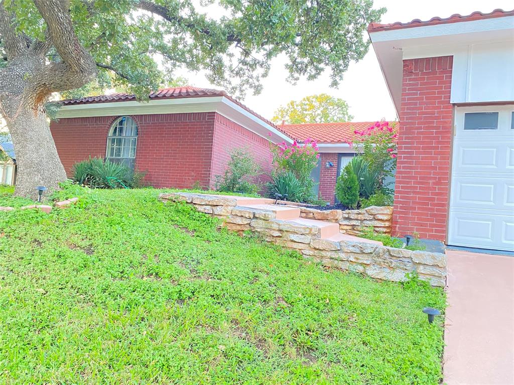 404 Heather Lane