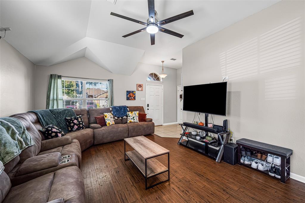 1436 Broken Spoke Court