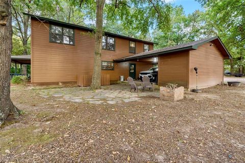 A home in Powderly