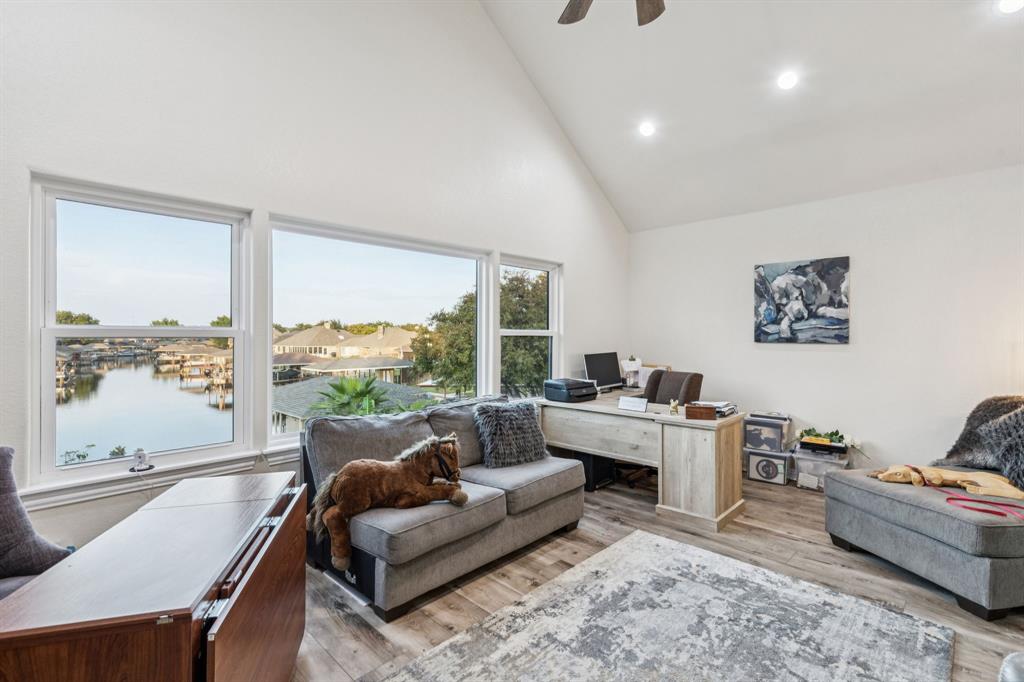 Waters Edge - Residential