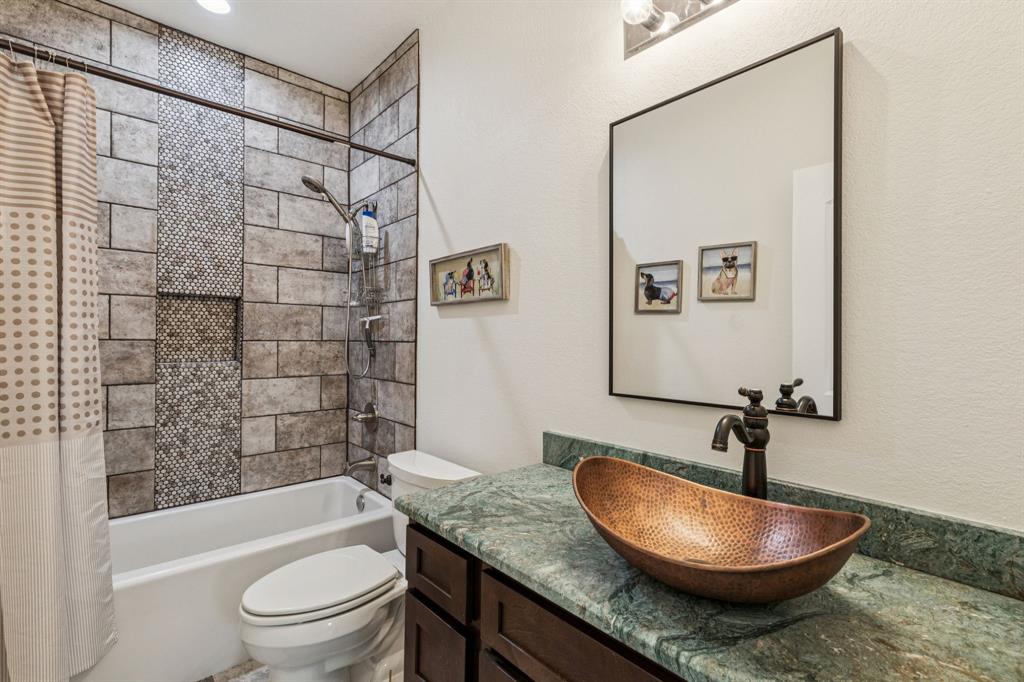 Waters Edge - Residential