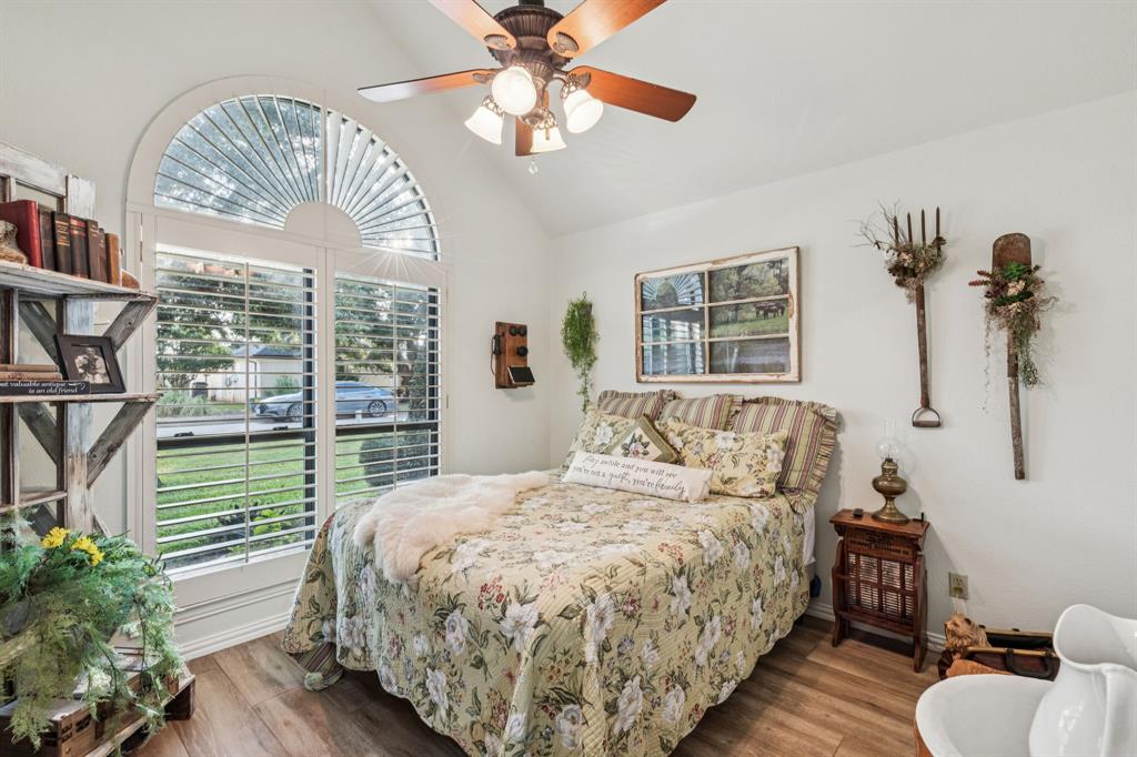 Waters Edge - Residential