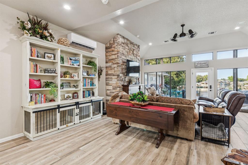 Waters Edge - Residential