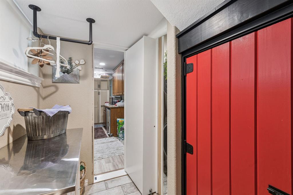 Waters Edge - Residential