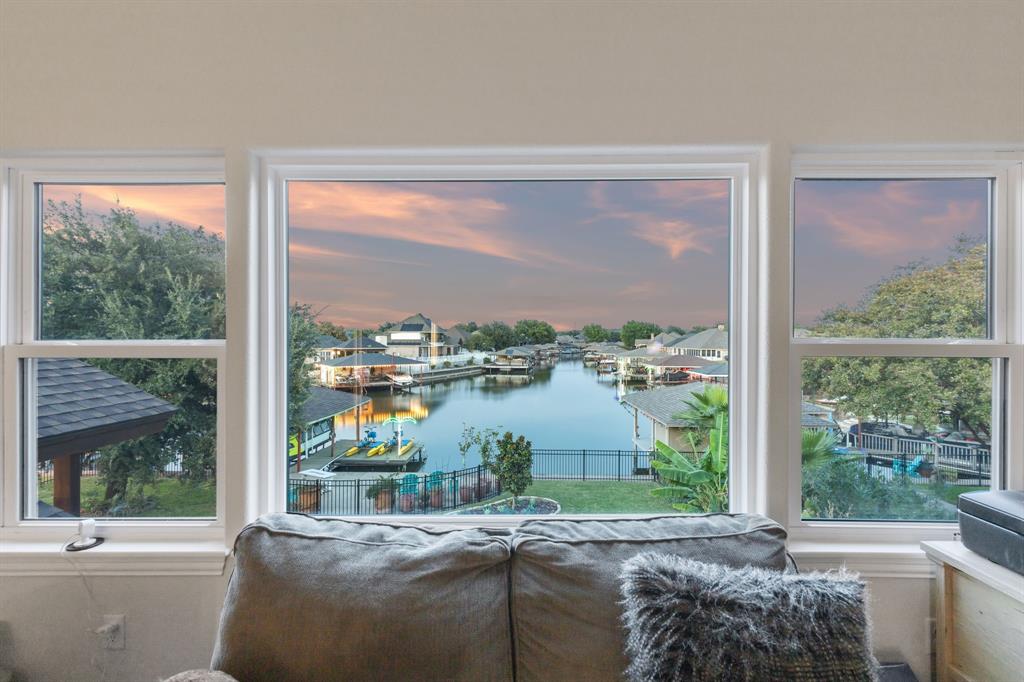 Waters Edge - Residential