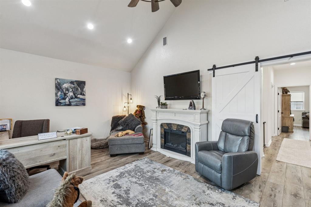 Waters Edge - Residential