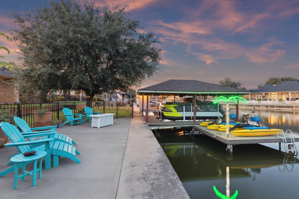 Waters Edge - Residential