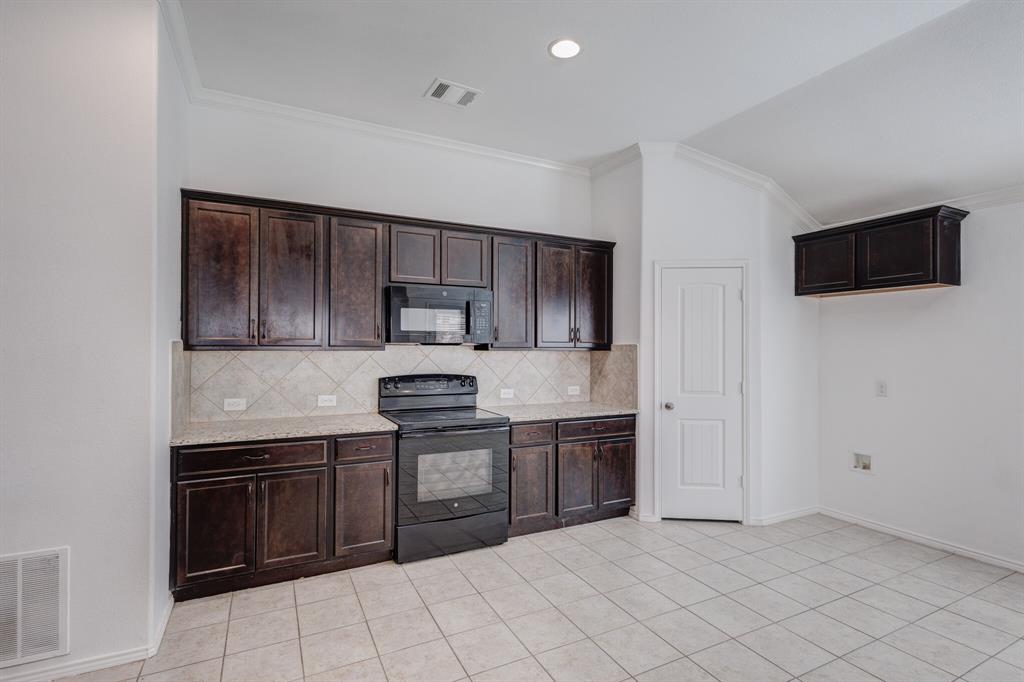 Pecan Ridge Estates Ph One - Residential Lease