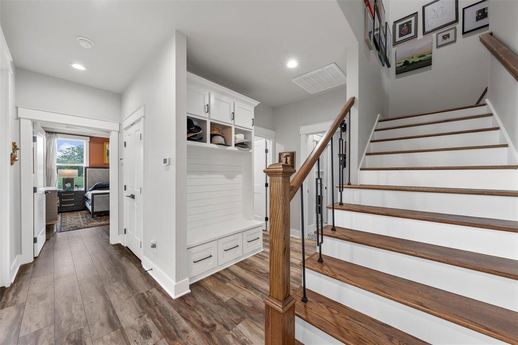 SOUTHERN HEIGHTS - Residential