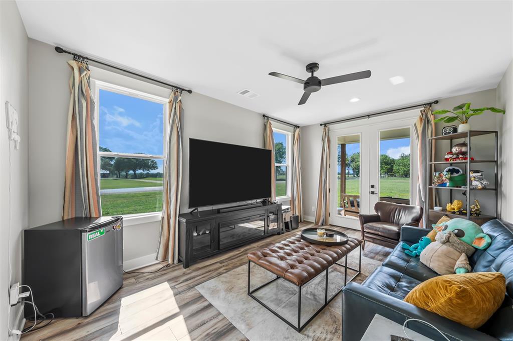 SOUTHERN HEIGHTS - Residential