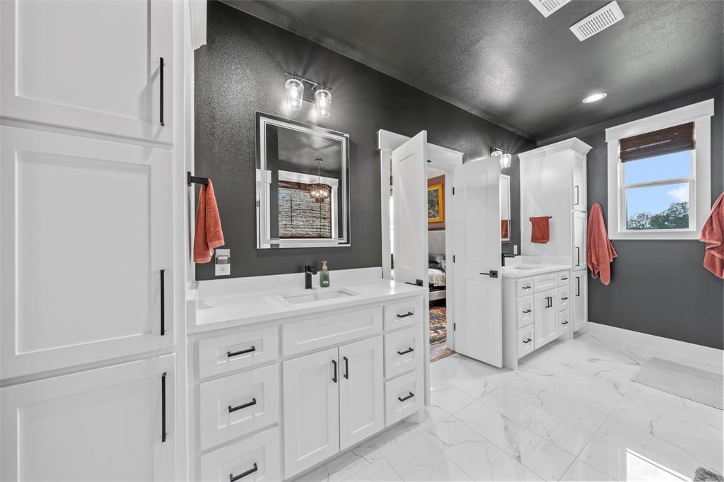 SOUTHERN HEIGHTS - Residential