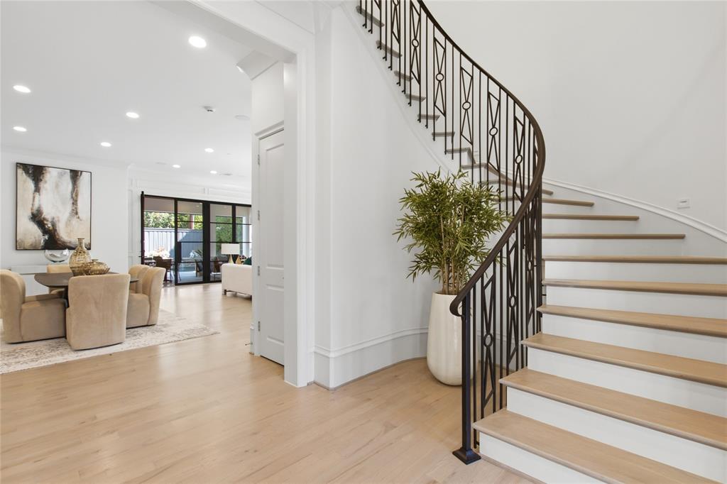 3504 Wentwood Drive