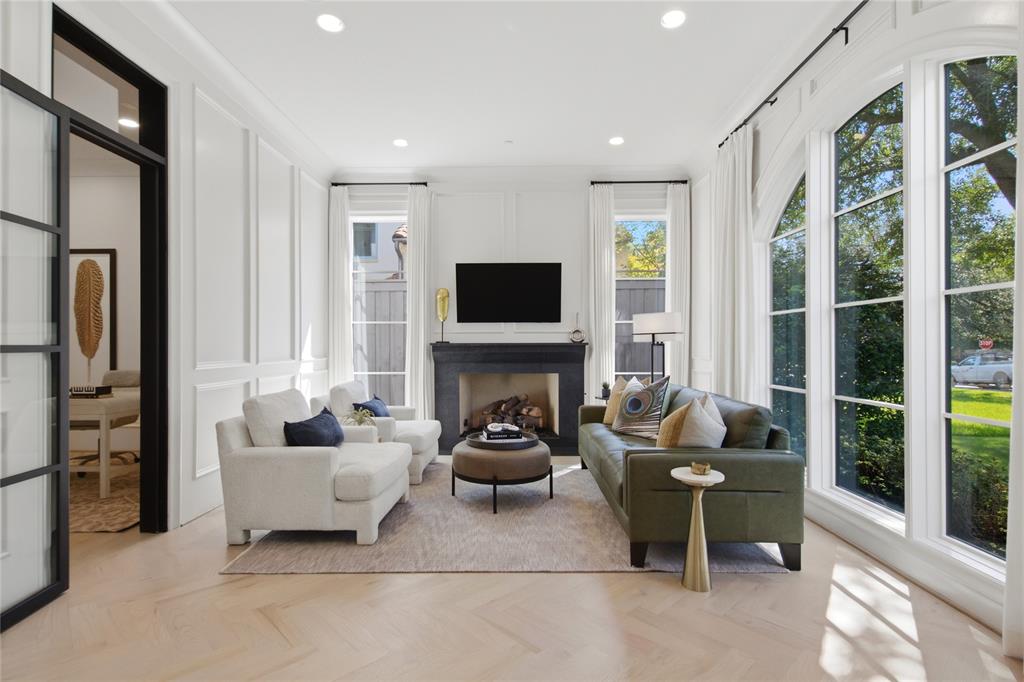 3504 Wentwood Drive