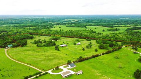 1601 County Road 3106 Bonham TX 75418
