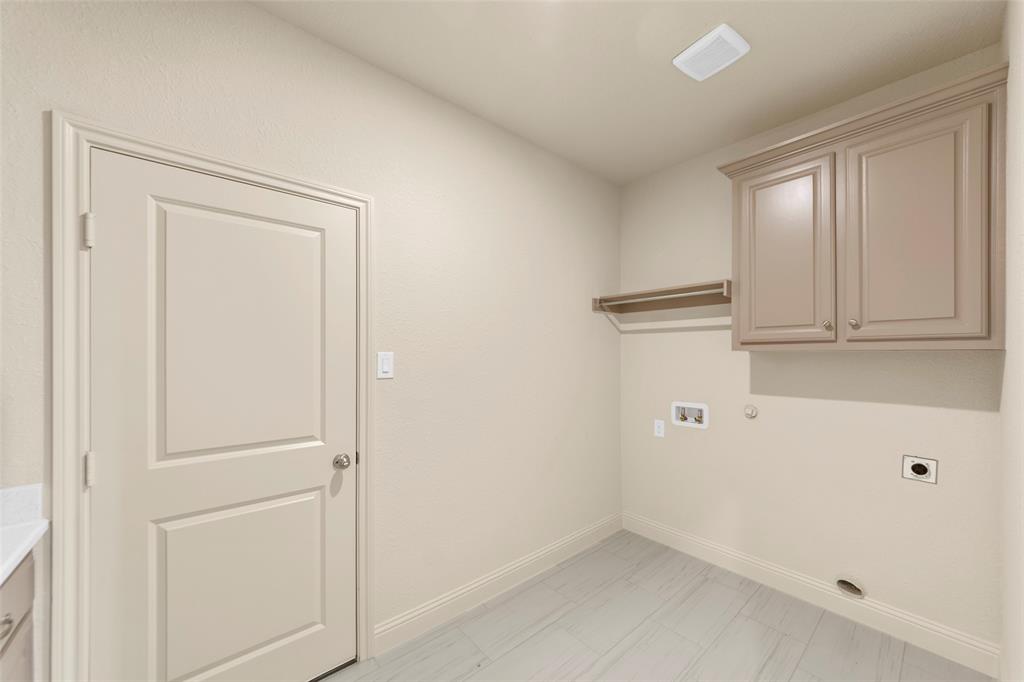 Meadow Ridge Estate - Residential