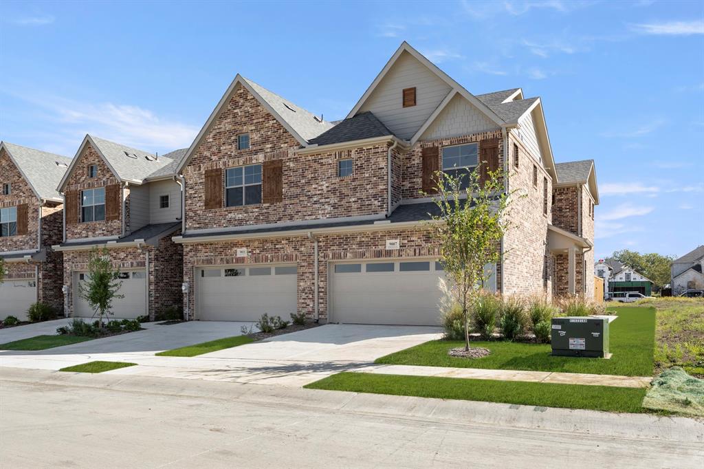9007 Indianola Trail