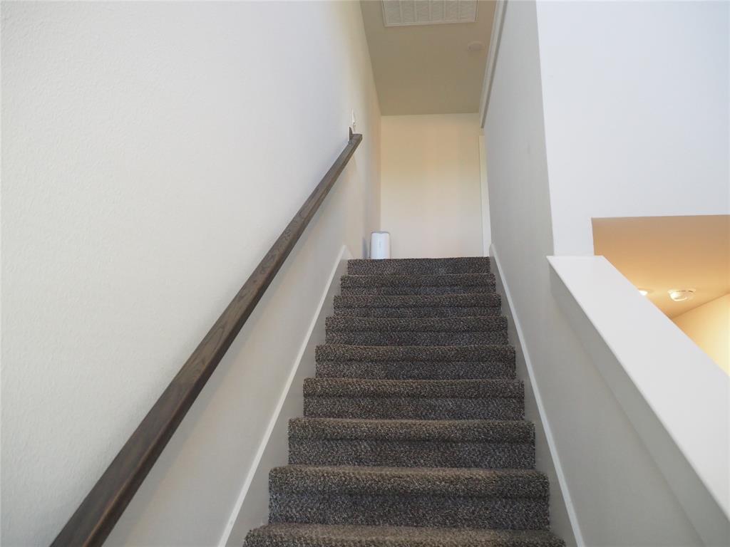 Weisenberger Sunny Hill Gdn Ad - Residential Lease