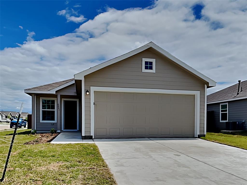 Trinity Crossing - Residential Lease