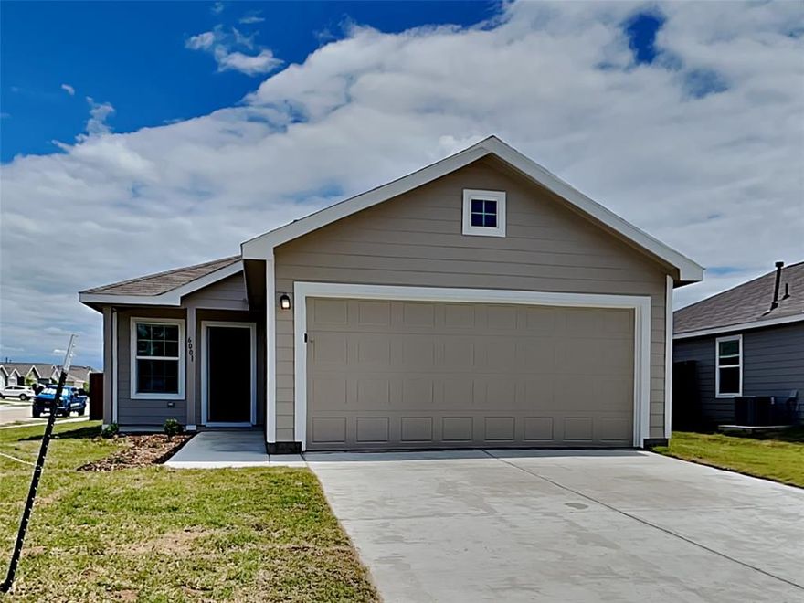 Life. Well Lived. Take a look at this beautiful home featuring 3 bedrooms, 2 bathrooms, and approximately 1,440 square feet. Enjoy the freedom of a virtually maintenance free lifestyle while residing in a great community. This home is professionally managed and maintained by Tricon Residential. You deserve single family rental living at its best!