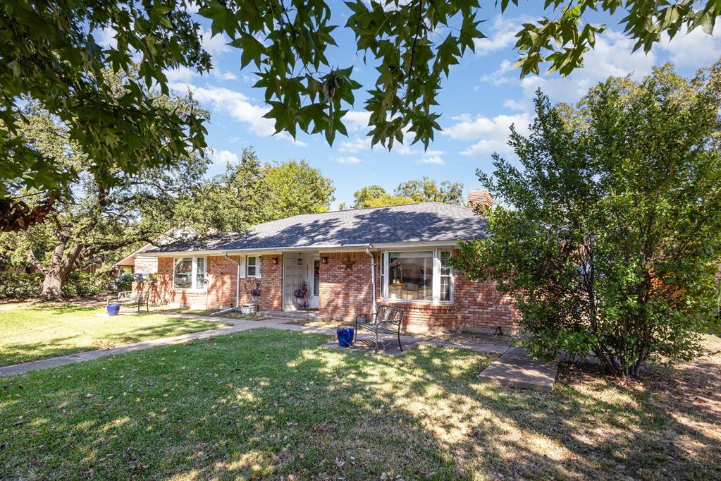 2015 Woods Drive