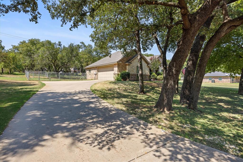 7707 Ravenswood Road