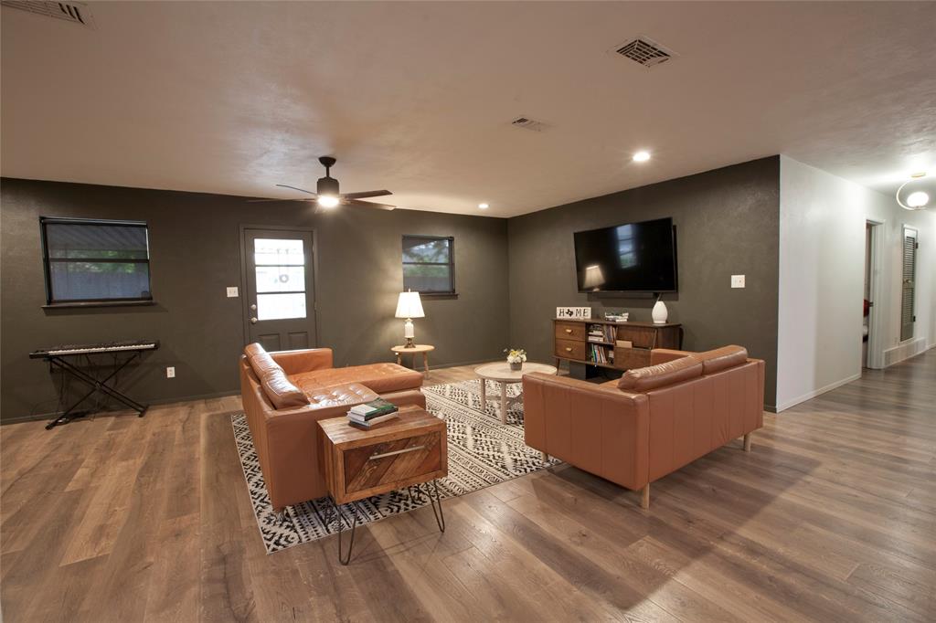 Brookhaven Estates Add - Residential