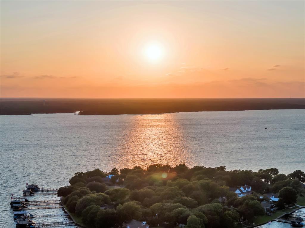 Enchanted Isle - Residential