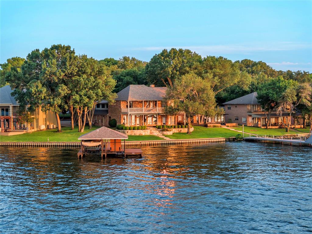 Enchanted Isle - Residential