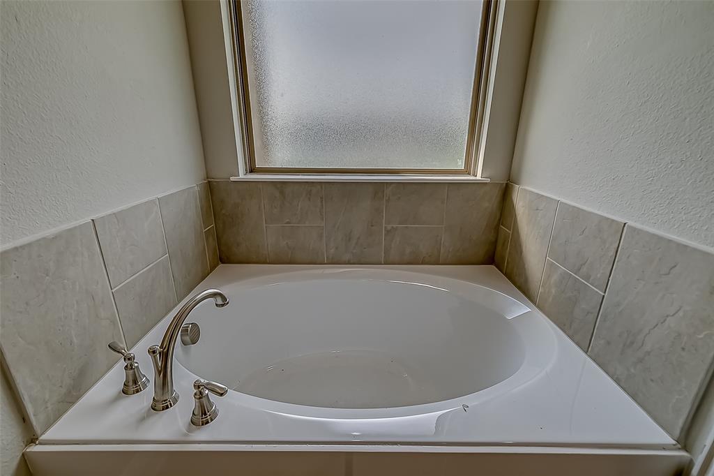 THE MEADOWS AT MORGAN CREEK PH 1 - Residential Lease