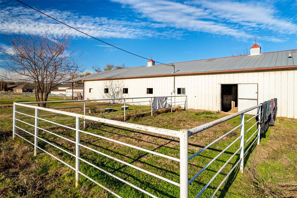 Trent Kresich Addition - Farm