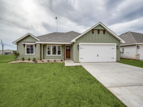 204 Walnut Street Whitesboro TX 76273