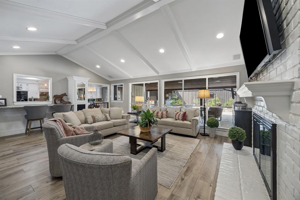 4333 Echo Glen Drive