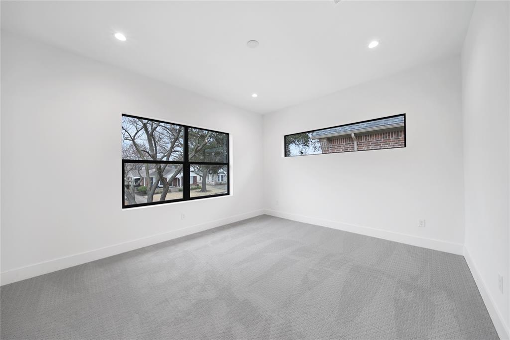 WILSHIRE HEIGHTS - Residential