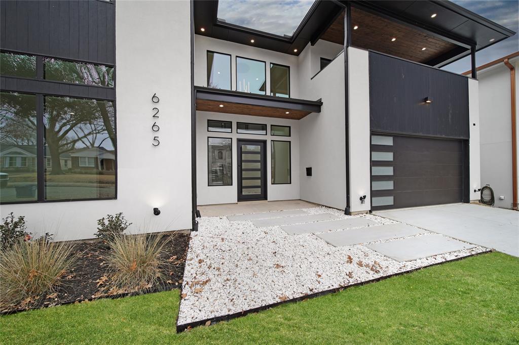 WILSHIRE HEIGHTS - Residential