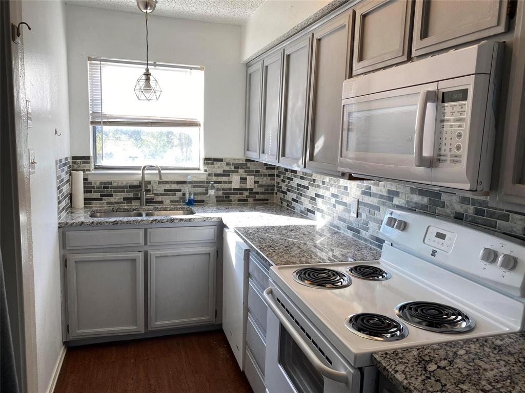 Kennedale City Of Add - Residential Lease