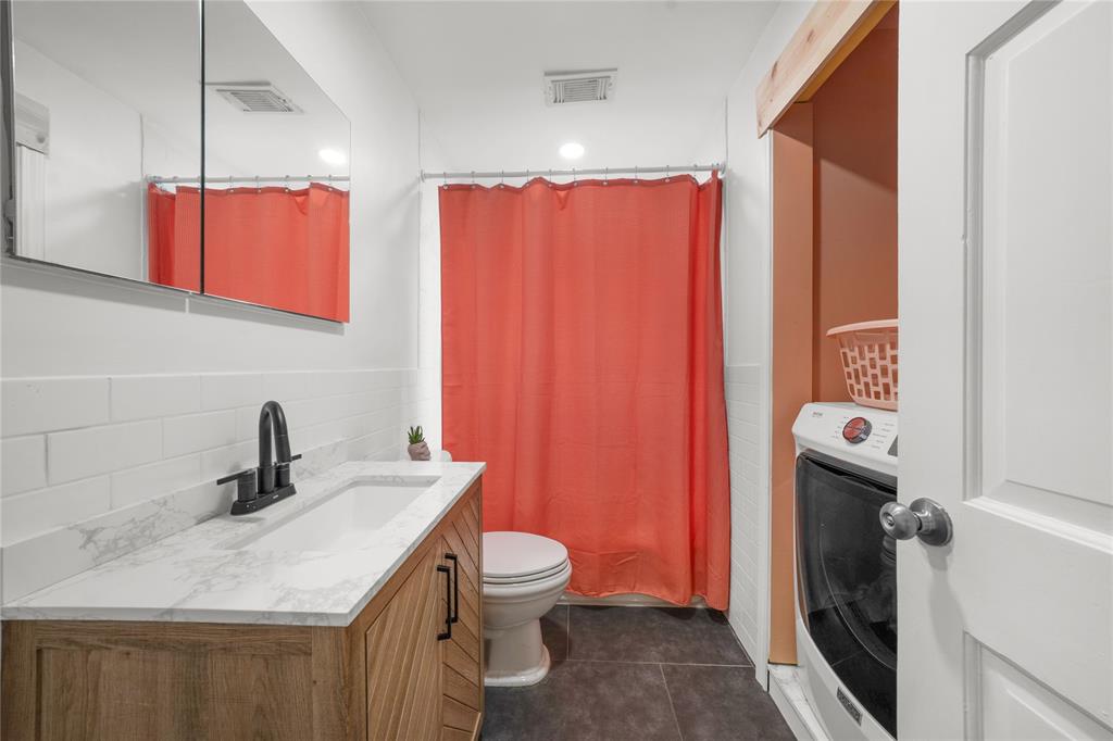 Daniels L O Jr - Residential