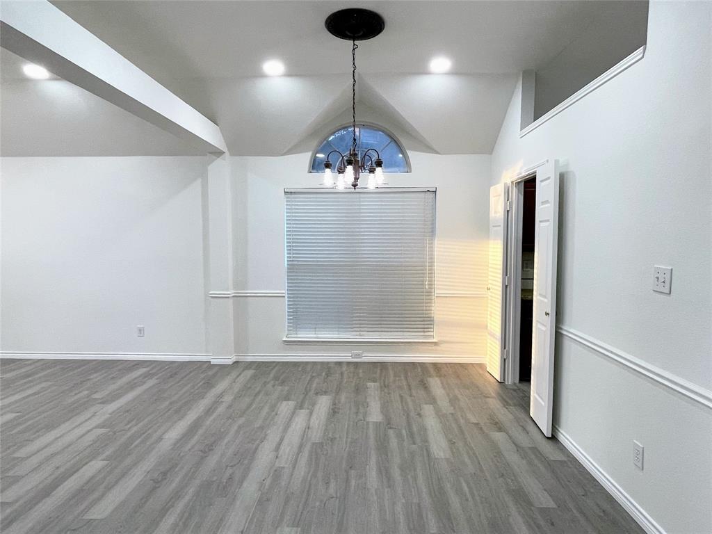 207 Clearcrest Drive