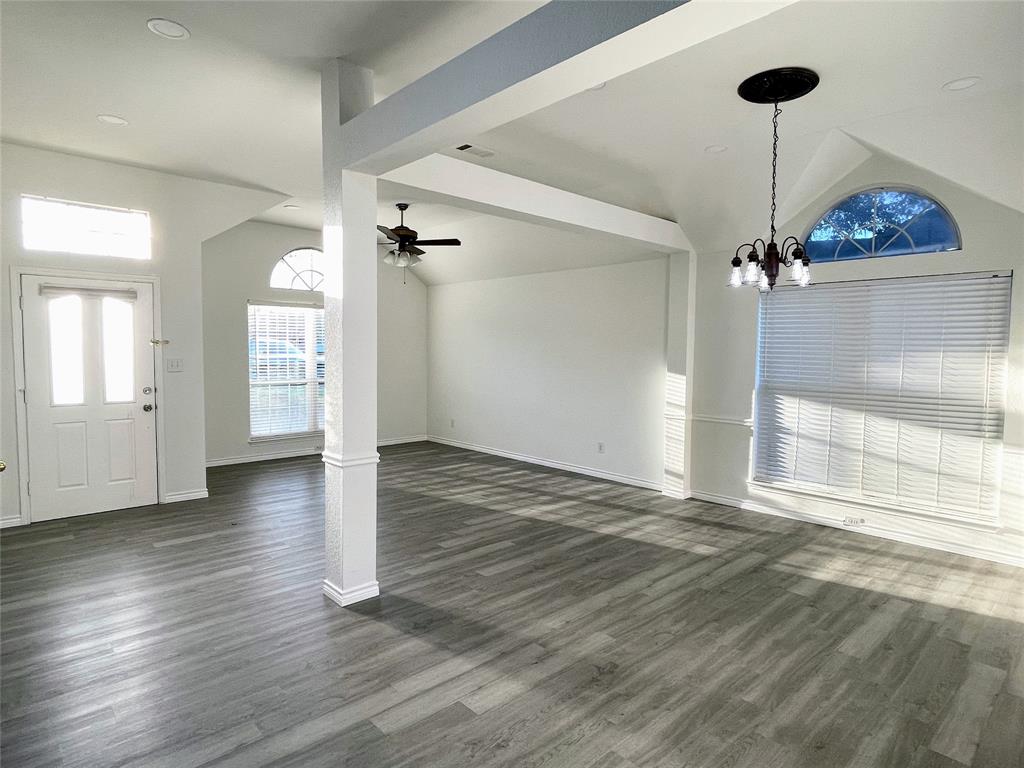 207 Clearcrest Drive