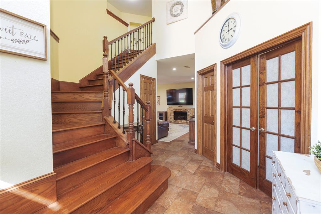 2801 Cascade Drive