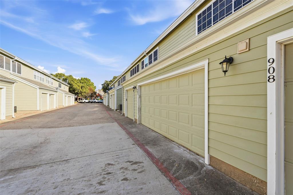 Bent Trail Twnhms - Residential Lease